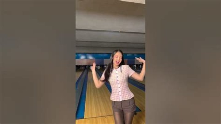 Discover The Extraordinary Bowling Legend: Jennie Bowling